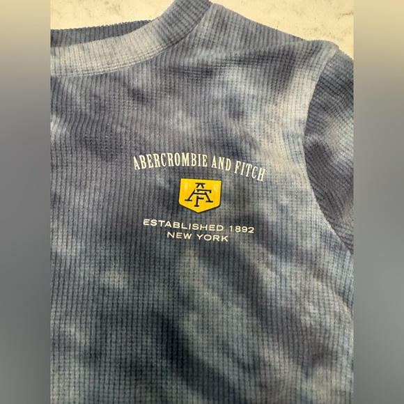 Abercrombie & Fitch Blue Tie-Dye Ribbed Shirt - Picture 2 of 5